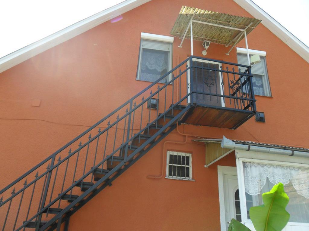 Joli Guesthouse Ordacsehi Quarto foto