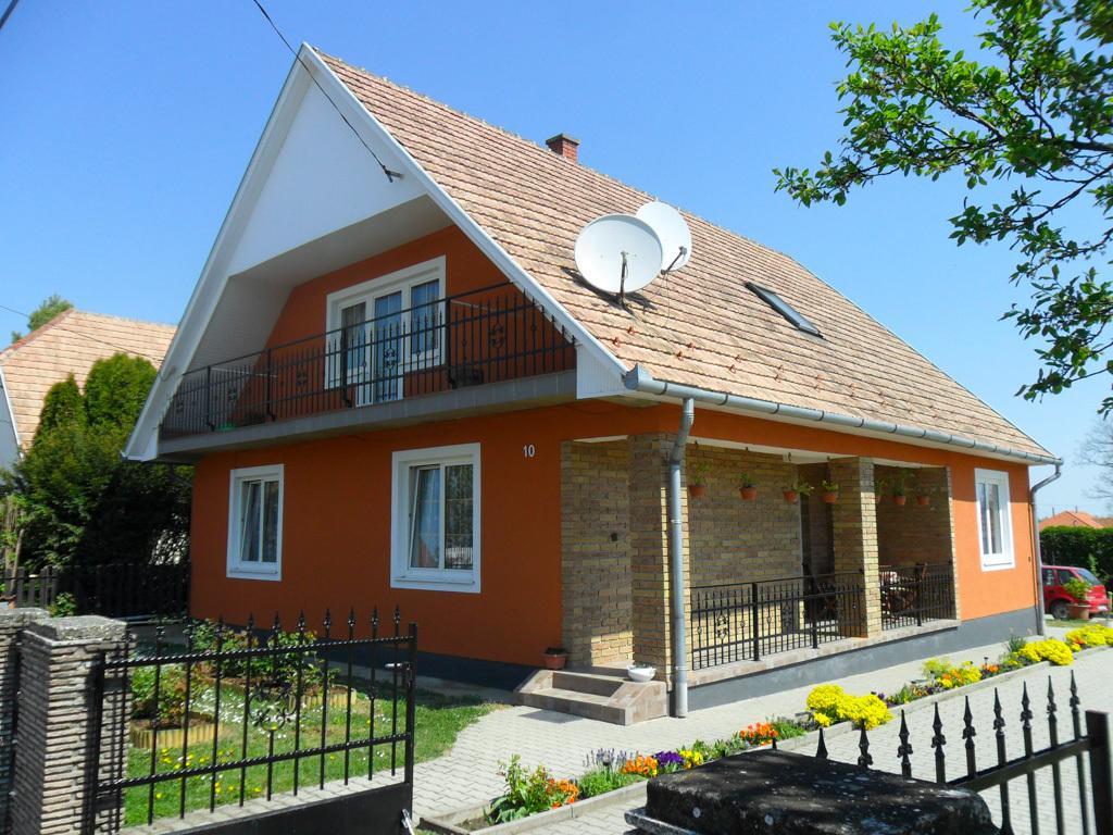 Joli Guesthouse Ordacsehi Quarto foto